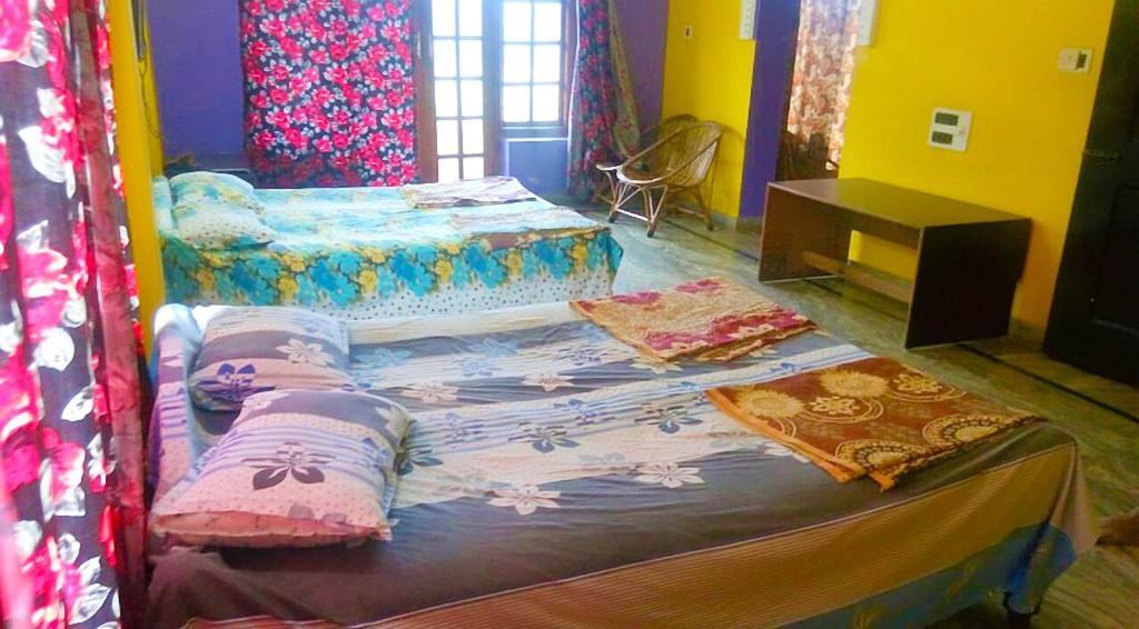 Sri Devi Comforts Hotel Chikmagalūr Esterno foto